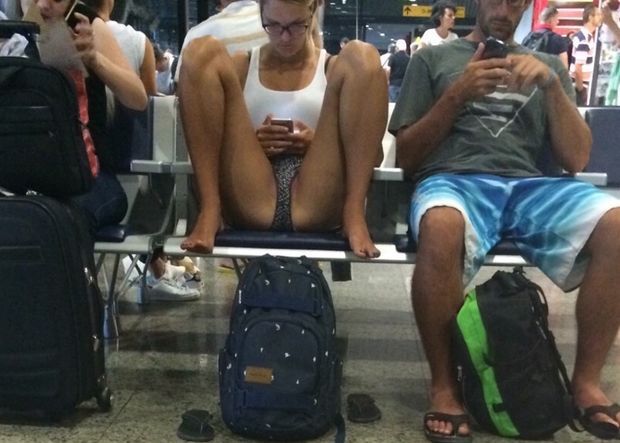 Voyeur Panties No Skirt Amateur At Airport