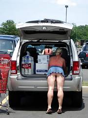 Mamma Flashes Upskirt While Loading Her Groceries